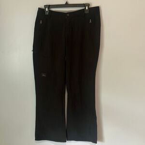 REI Black Mid Rise Bootcut Hiking Utility Pants 8P Gorpcore Zippers #900